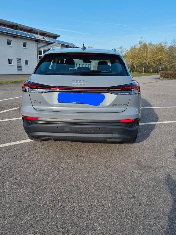 Gebraucht Audi Q4 e-tron 125 kW (170 PS) 2021 Grau SUV