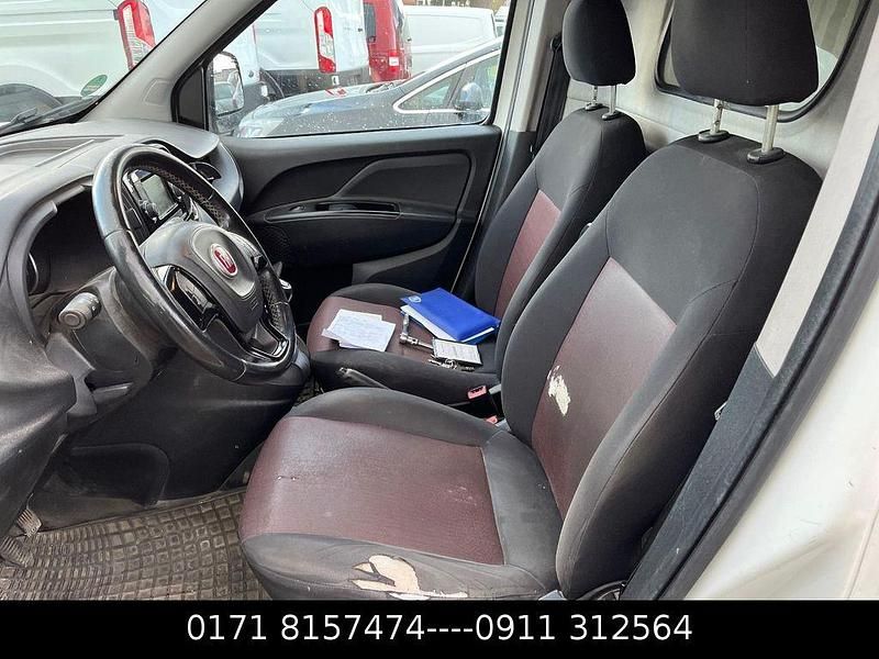 Gebraucht Fiat Doblò 101 PS (74 kW) 2015 Weiß Van / Kleinbus