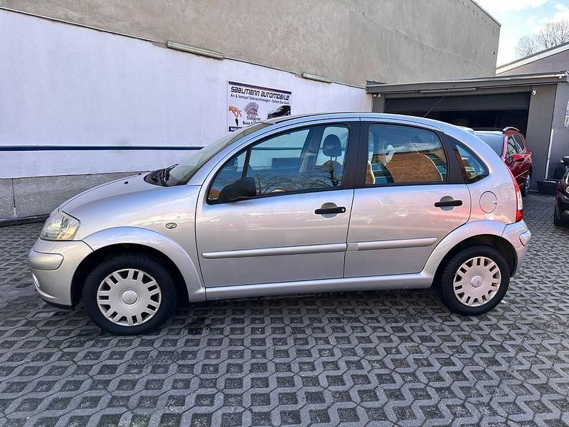 Gebraucht Citroën C3 Comfort 60 PS (44 kW) 2007 Grau Limousine