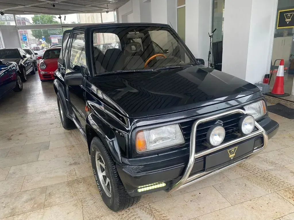 Gebraucht Suzuki Vitara 80 PS (58 kW) 1992 Schwarz Cabrio