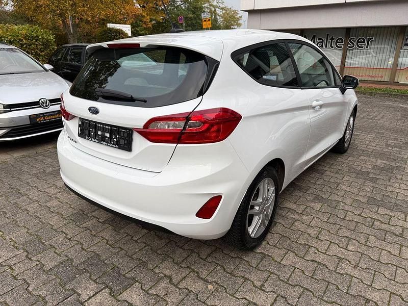 Gebraucht Ford Fiesta 95 PS (69 kW) 2020 Weiß Kleinwagen