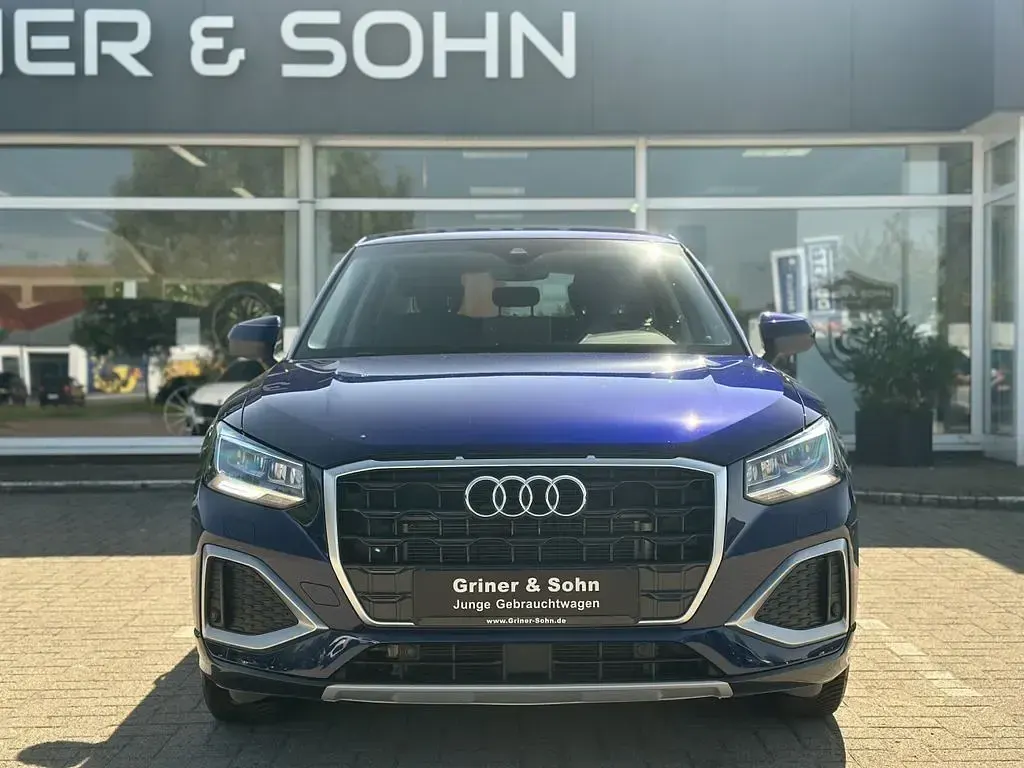 Gebraucht Audi Q2 Advanced 150 PS (110 kW) 2024 Blau SUV