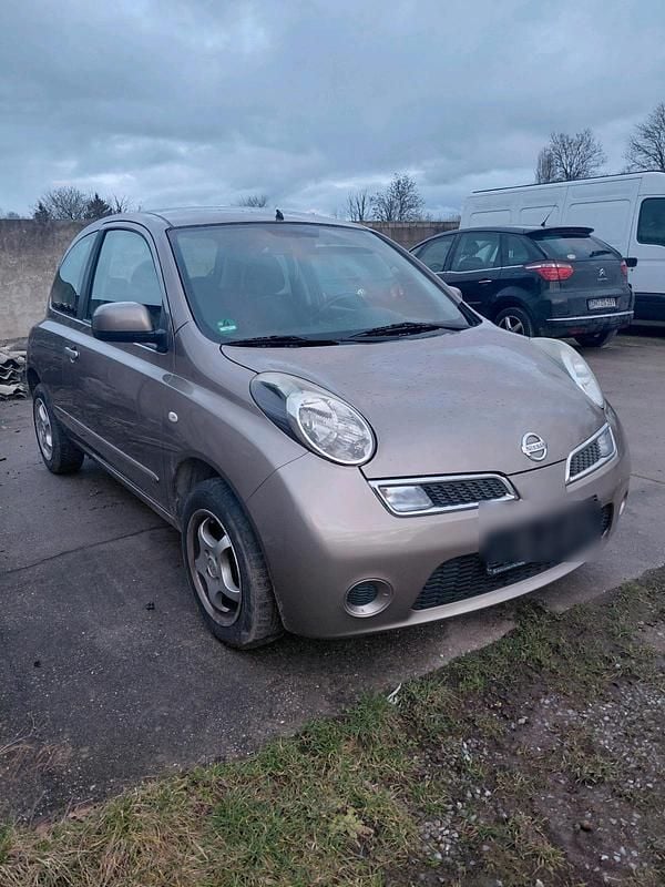 Gebraucht Nissan Micra 65 PS (47 kW) 2010 Braun Kleinwagen