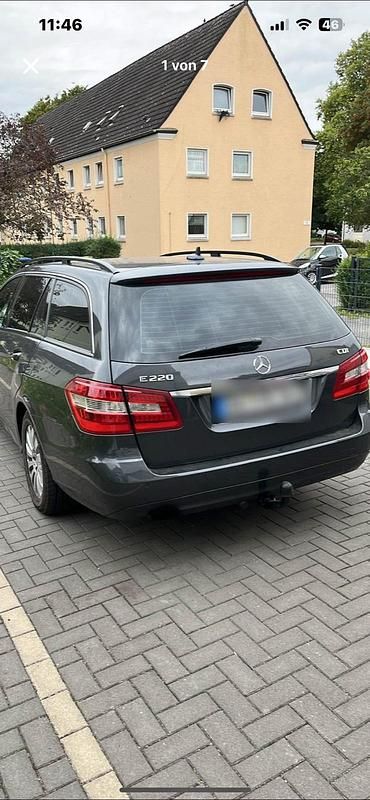 Andere farben Gebraucht 2011 Mercedes E220 Kombi | 7.800 € (Fairer Preis) - Bild 1/4