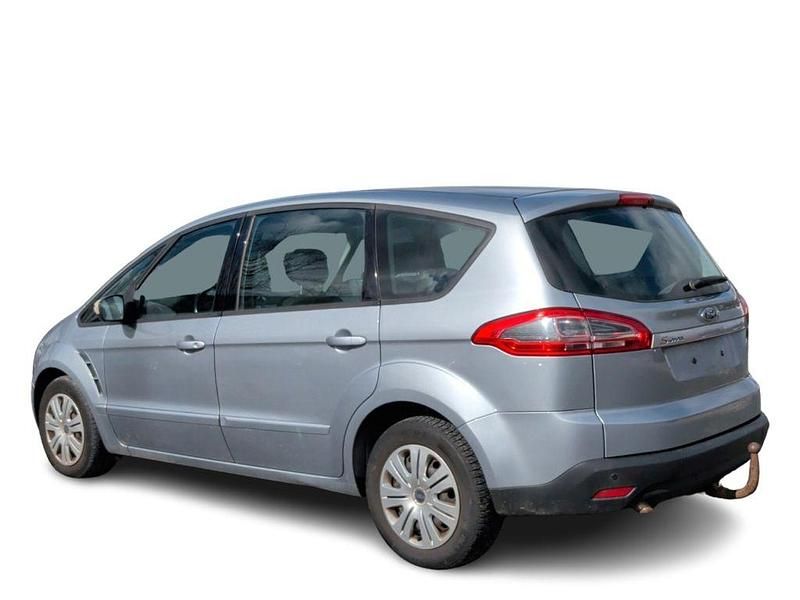 Gebraucht Ford S-MAX S 140 PS (102 kW) 2011 Silber Van / Kleinbus