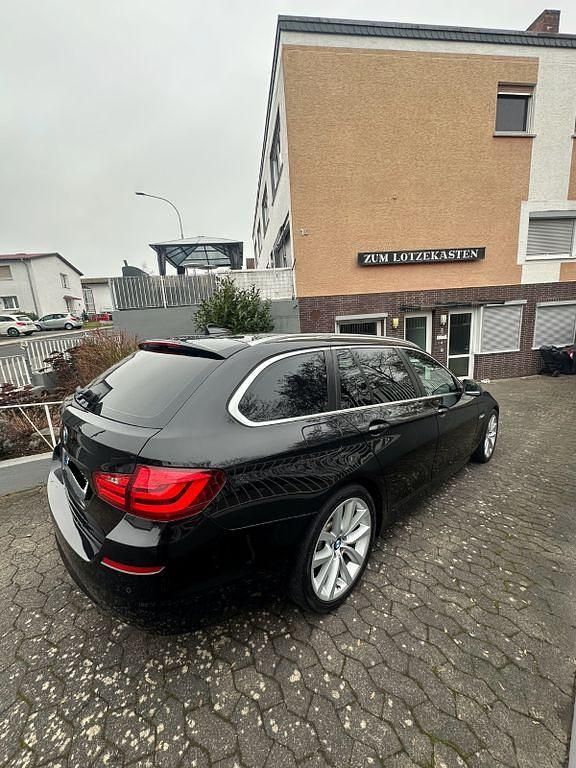 Gebraucht BMW 530 Performance 258 PS (189 kW) 2013 Schwarz Kombi