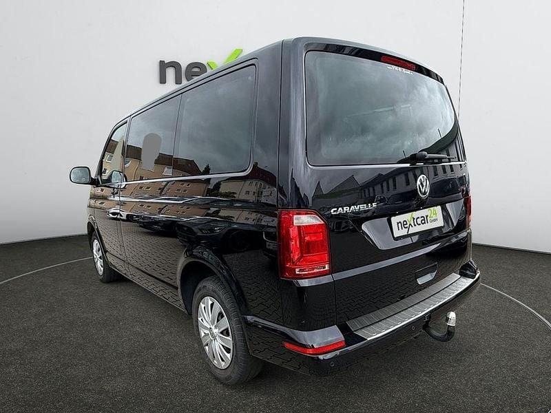 Gebraucht VW Caravelle Comfortline 150 PS (110 kW) 2018 Schwarz Van / Kleinbus