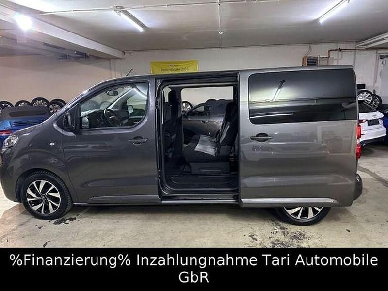 Gebraucht Ford Transit Trend 180 PS (132 kW) 2022 Andere Limousine