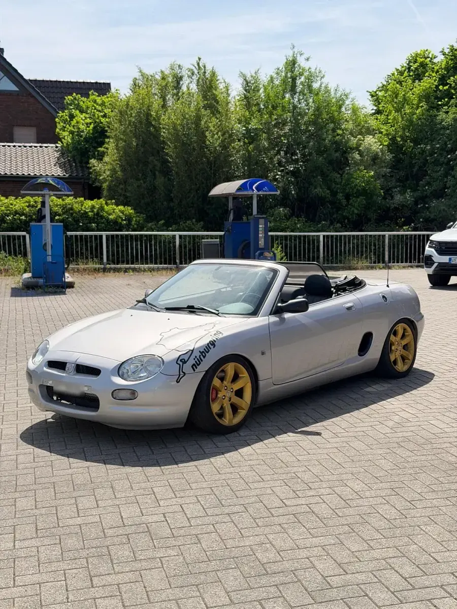 Używany MG F 120 KM (88 kW) 2001 Srebrny Kabriolet