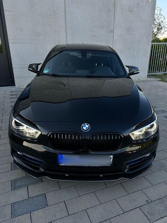 Gebraucht BMW 118 Shadowline 150 PS (110 kW) 2018 Schwarz Kleinwagen