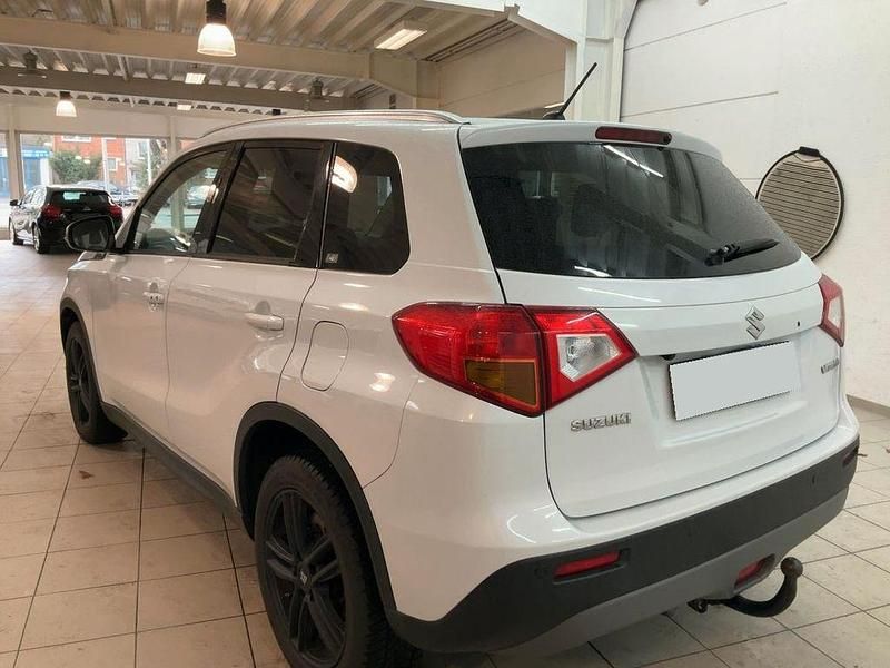 Gebraucht Suzuki Vitara 140 PS (102 kW) 2018 SUV