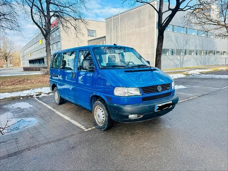 Blau Gebraucht 2002 VW Caravelle Van / Kleinbus | 4.850 € (Superpreis) - Bild 1/4