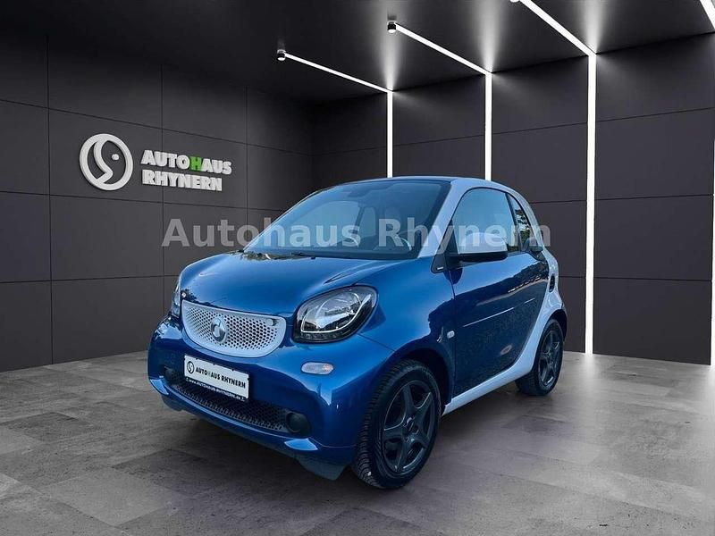 Blau Gebraucht 2016 Smart ForTwo Coupé Kleinwagen | 8.390 € (Fairer Preis) - Bild 1/4