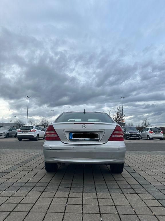Gebraucht Mercedes C350 Elegance 272 PS (200 kW) 2005 Silber Limousine