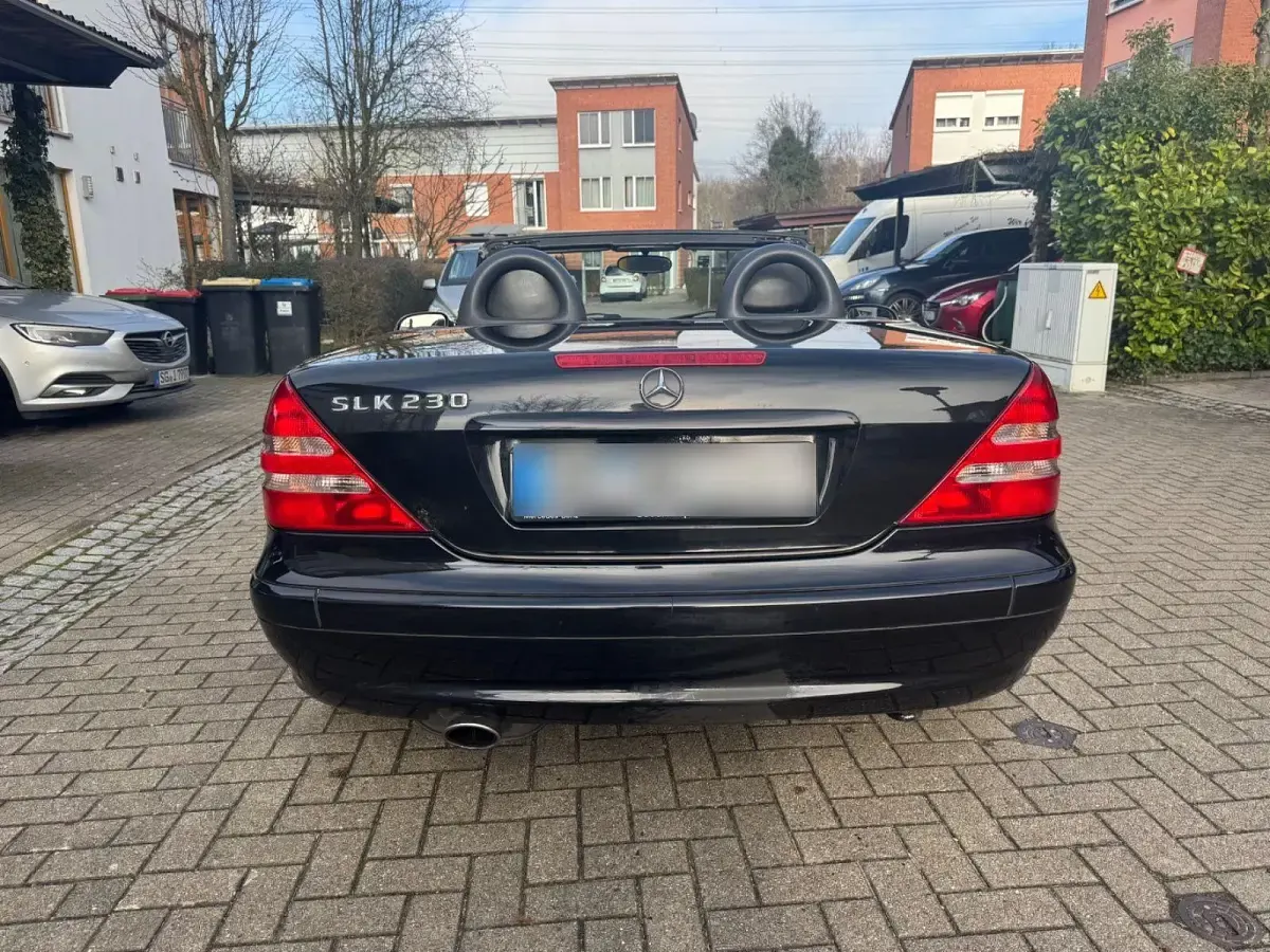 Gebraucht Mercedes SLK230 197 PS (144 kW) 2000 Schwarz Cabrio