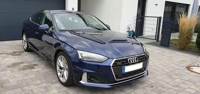 Blau Gebraucht 2021 Audi A5 Advanced Coupé | 29.900 € (Fairer Preis) - Bild 1/4
