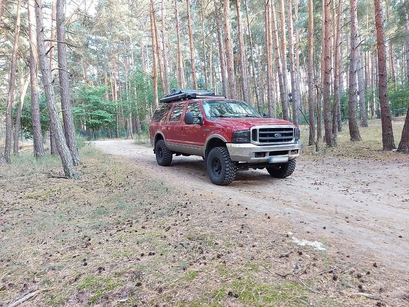 Gebraucht Ford Excursion 238 PS (175 kW) 2000 Rot SUV
