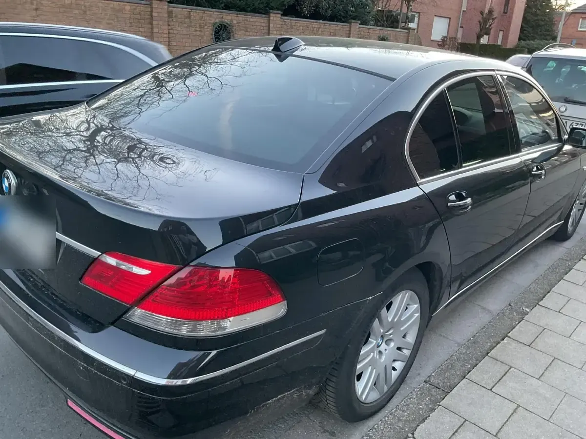 Gebraucht BMW 760 447 PS (328 kW) 2007 Schwarz Limousine