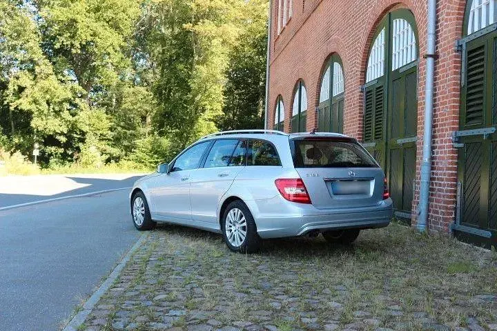 Gebraucht Mercedes C180 Elegance 156 PS (114 kW) 2012 Silber Kombi