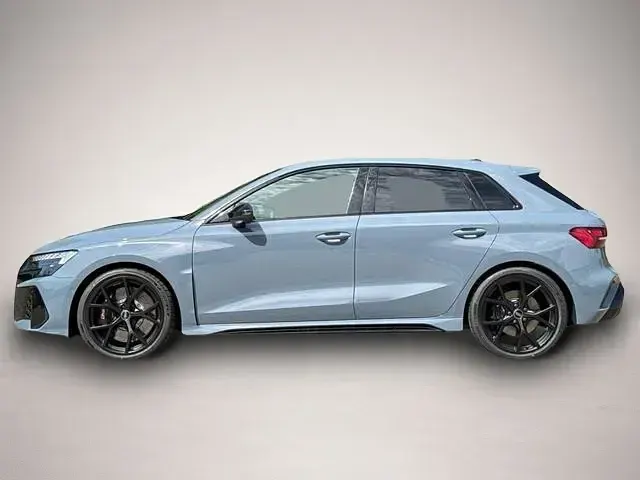 Neu Audi RS3 Ambiente 400 PS (294 kW) 2026 Grau Limousine