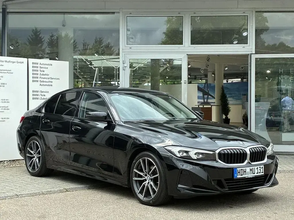Gebraucht BMW 320 Performance 190 PS (139 kW) 2022 Schwarz Limousine