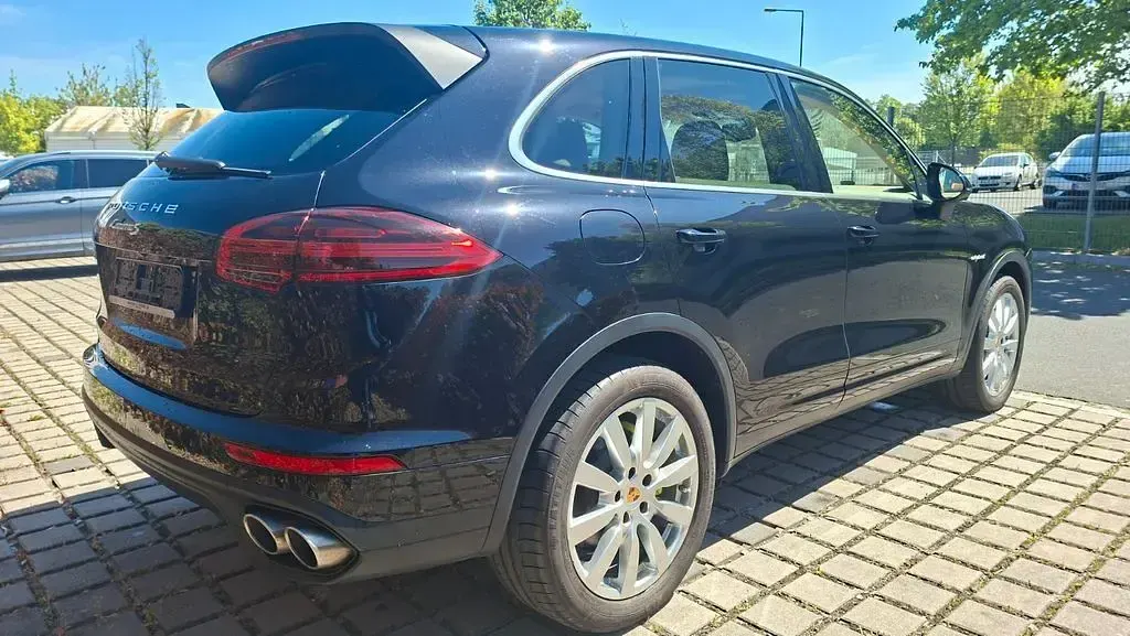 Gebraucht Porsche Cayenne 333 PS (244 kW) 2015 Schwarz SUV