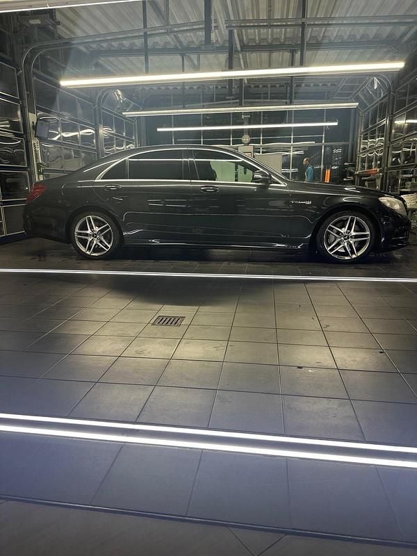 Gebraucht Mercedes S63 AMG 258 PS (189 kW) 2014 Grau Limousine
