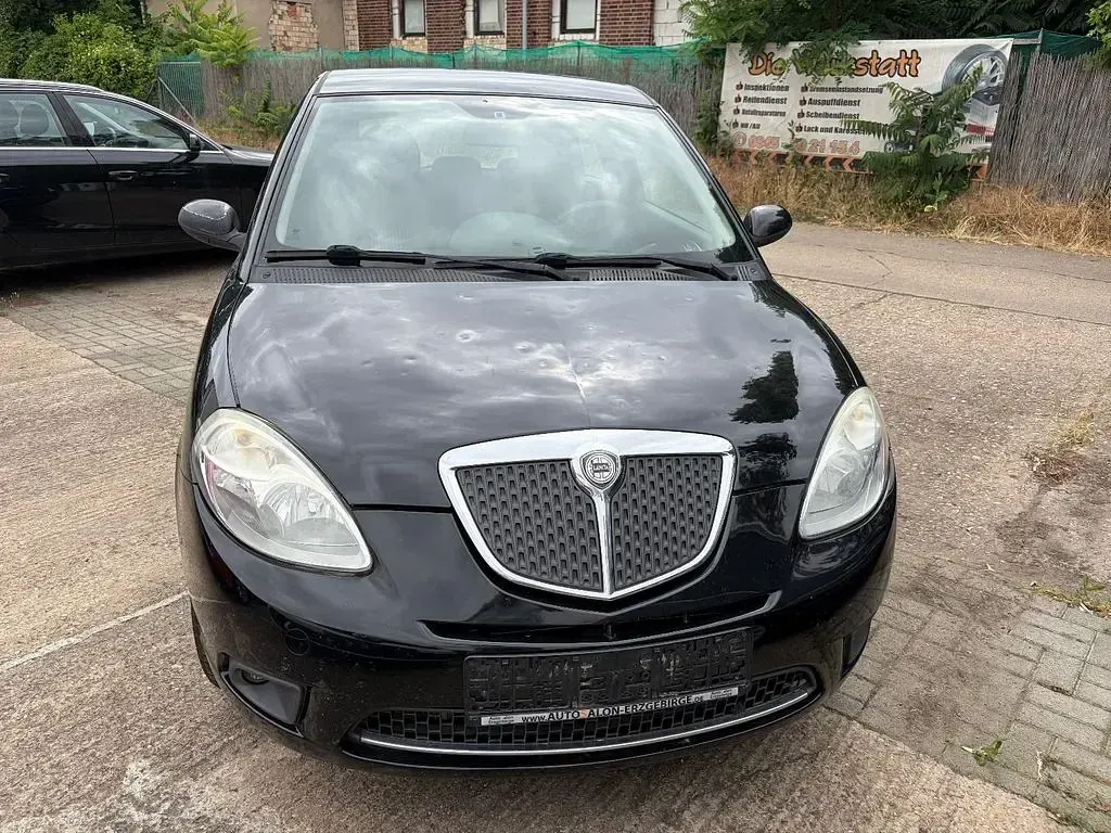 Gebraucht Lancia Ypsilon 60 PS (44 kW) 2007 Schwarz Kleinwagen