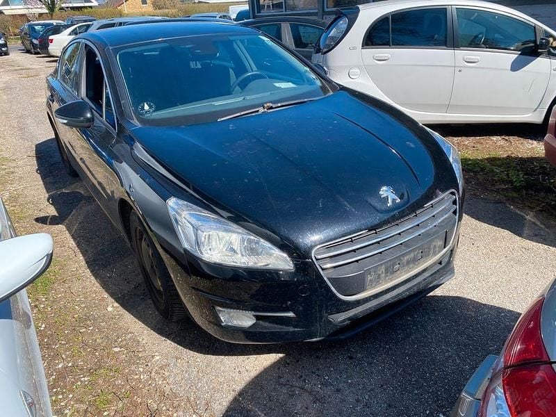 Gebraucht Peugeot 508 Active 163 PS (119 kW) 2011 Schwarz Limousine