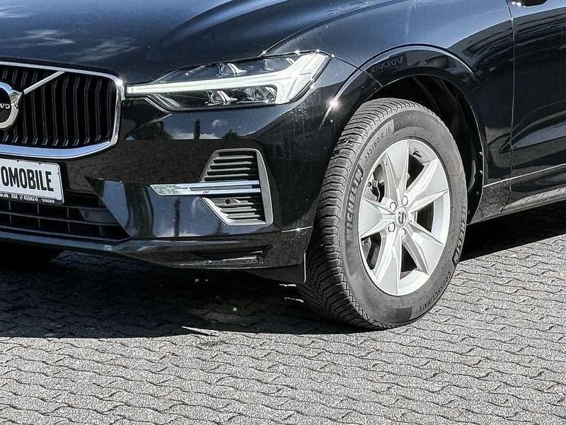 Gebraucht Volvo XC60 Core 197 PS (144 kW) 2023 Schwarz SUV