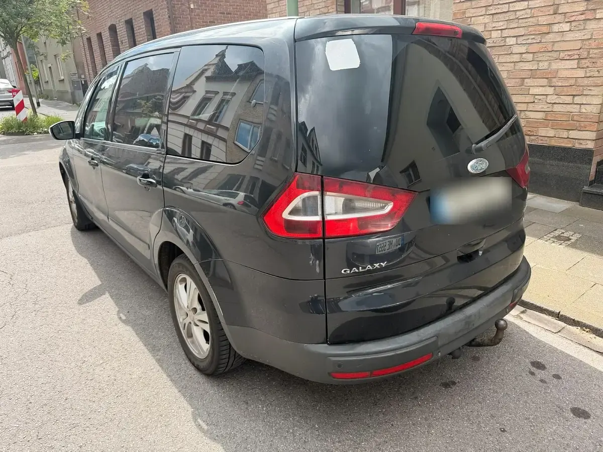 Gebraucht Ford Galaxy 150 PS (110 kW) 2009 Schwarz Van / Kleinbus