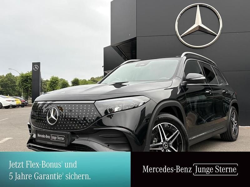 Schwarz kosmosschwarz Gebraucht 2024 Mercedes EQB350 AMG SUV | 44.625 € (Teuer) - Bild 1/3