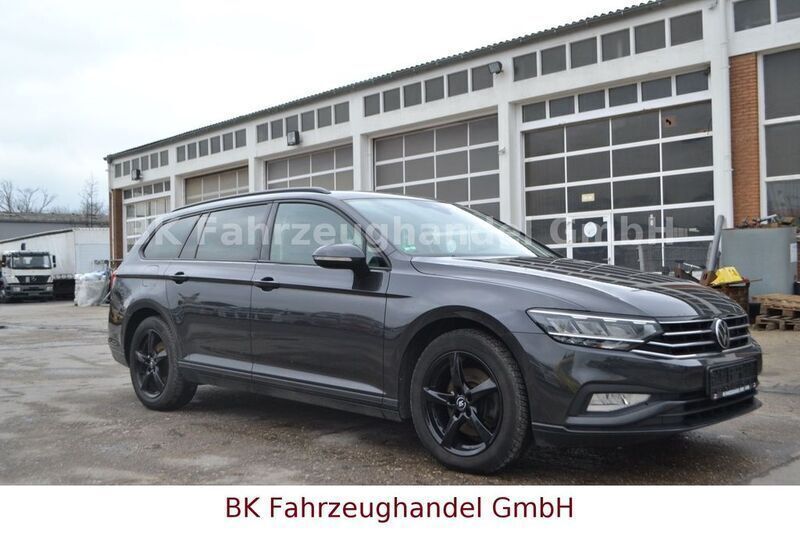 Grau Gebraucht 2022 VW Passat Conceptline Kombi | 14.990 € (Superpreis) - Bild 1/4