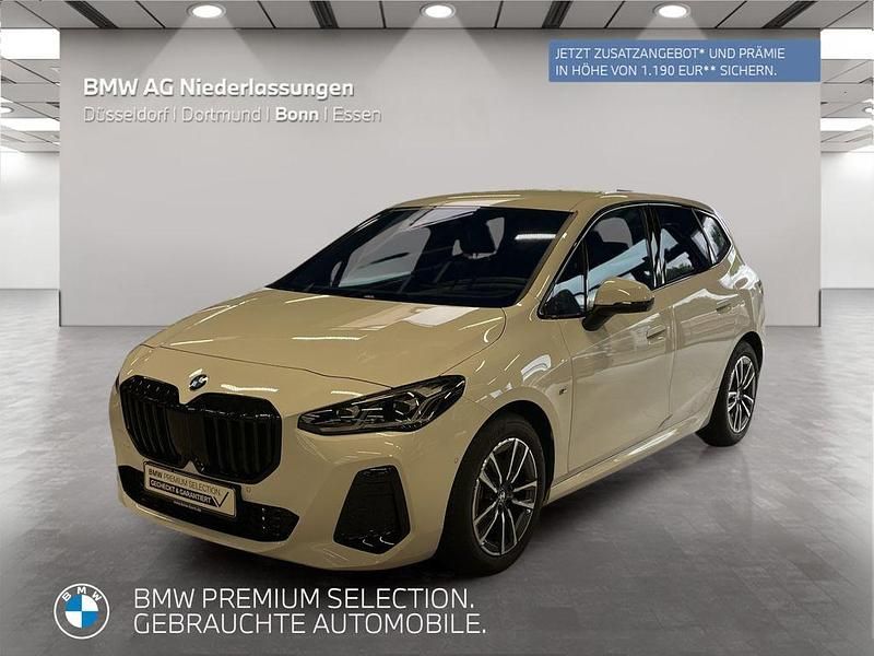 Weiß Gebraucht 2024 BMW 216 Active Tourer Efficient Dynamics Van / Kleinbus | 26.799 € (Etwas zu teuer) - Bild 1/2