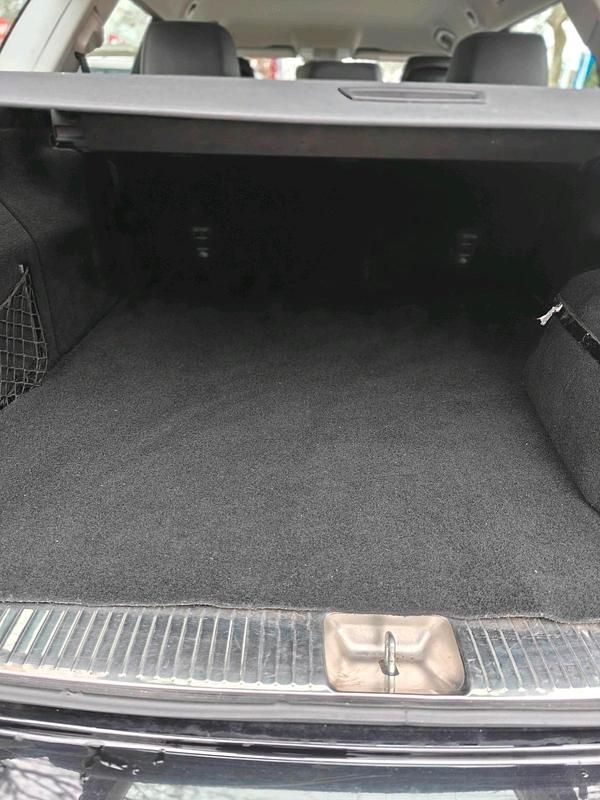 Gebraucht Mercedes E200 183 PS (134 kW) 2011 Schwarz Kombi