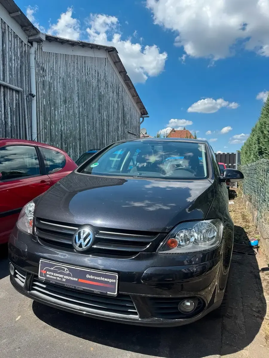 Gebraucht VW Golf Plus Cross 116 PS (85 kW) 2007 Schwarz Van / Kleinbus