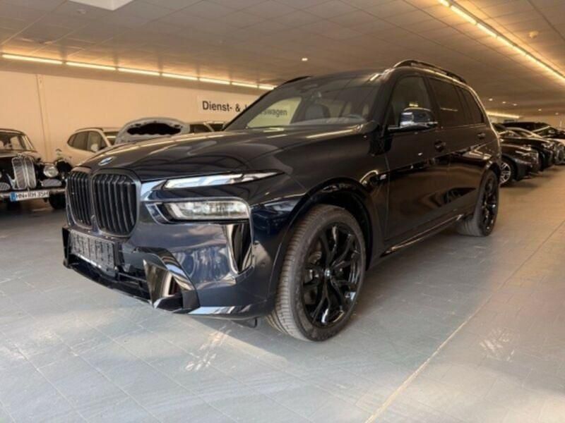Neu BMW X7 M Sport 340 PS (250 kW) 2026 Schwarz SUV
