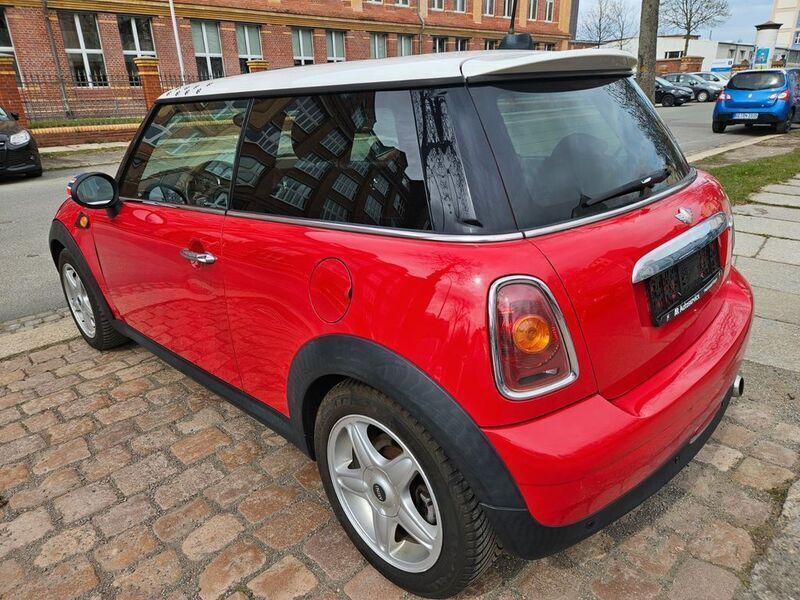 Gebraucht Mini Cooper 120 PS (88 kW) 2006 Rot Kleinwagen