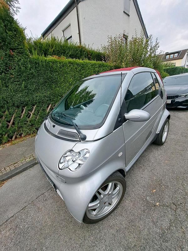 Silber Gebraucht 2004 Smart ForTwo Cabrio Cabrio | 6.000 € - Bild 1/4