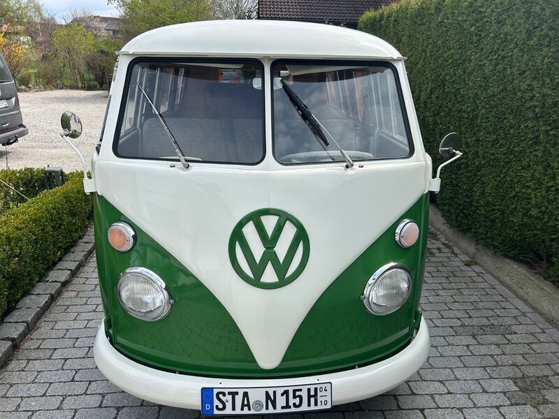 Grün Gebraucht 1964 VW T1 Van | 52.000 € - Bild 1/4