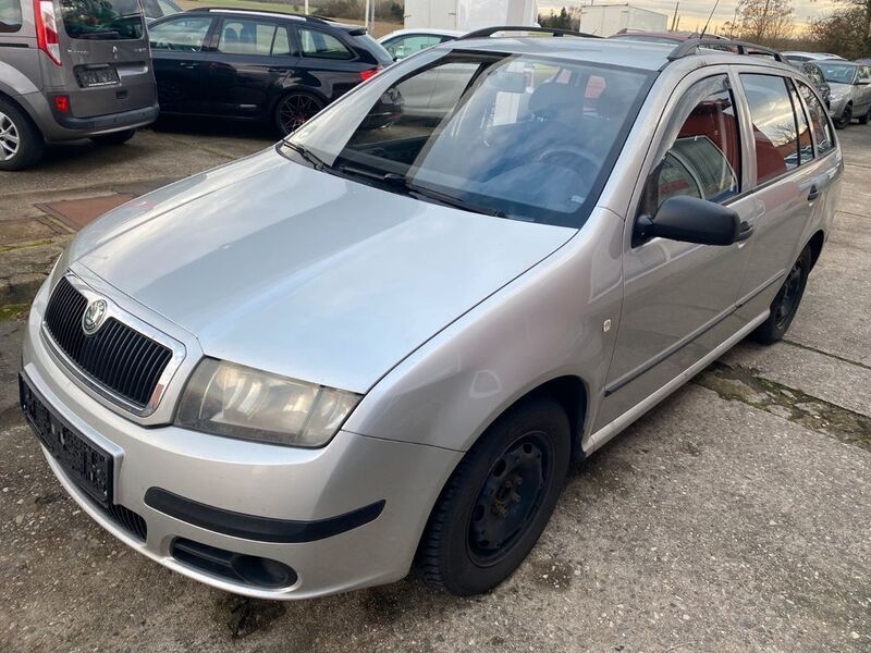 Gebraucht Skoda Fabia Classic 75 PS (55 kW) 2005 Silber Kleinwagen