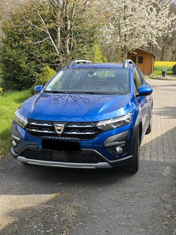 Gebraucht Dacia Sandero Comfort 100 PS (73 kW) 2022 Blau SUV