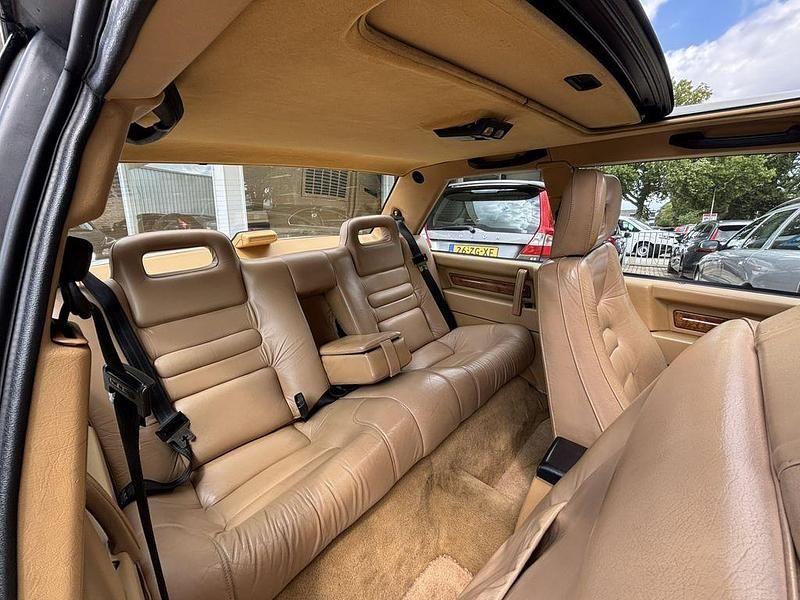 Second-hand Volvo 780 147 CP (108 kW) 1987 Alb Coupe