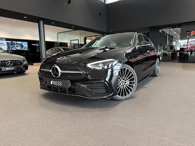 Gebraucht Mercedes C220 AMG line 197 PS (144 kW) 2026 Metalliclack obsidianschwarz Limousine
