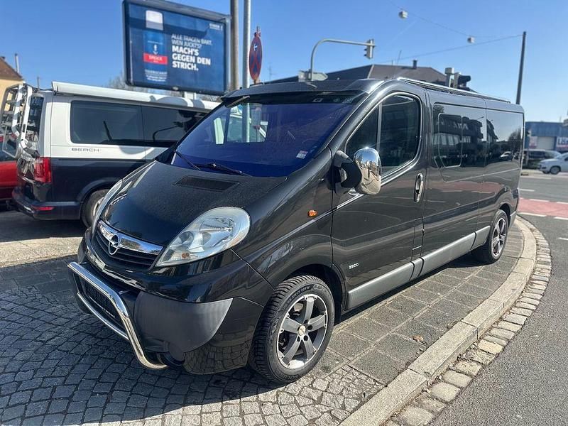 Gebraucht Opel Vivaro 145 PS (106 kW) 2009 Schwarz Van / Kleinbus