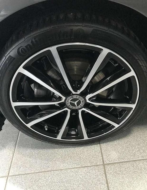 Gebraucht Mercedes B220 AMG line 184 PS (135 kW) 2018 Grau Van / Kleinbus