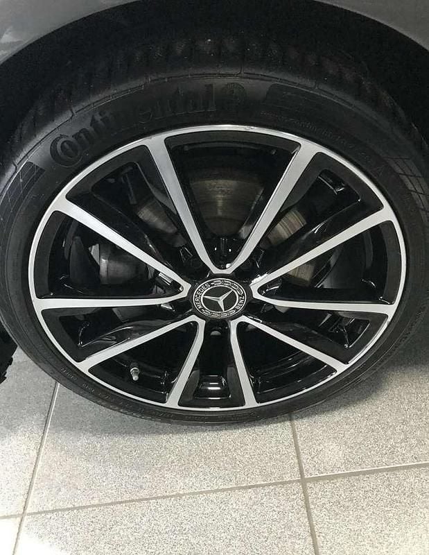 Gebraucht Mercedes B220 AMG line 184 PS (135 kW) 2018 Grau Van / Kleinbus