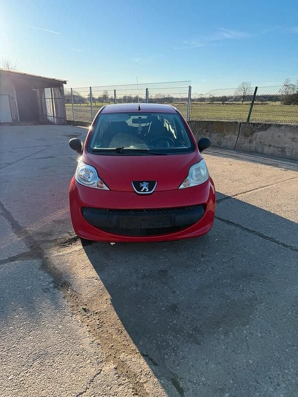 Gebraucht Peugeot 107 68 PS (50 kW) 2006 Rot Kleinwagen