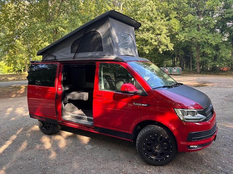 Rot Gebraucht 2017 VW T6 Van | 43.500 € - Bild 1/4