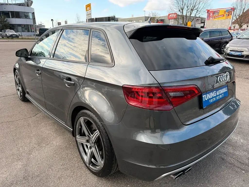 Gebraucht Audi S3 Sport 300 PS (220 kW) 2015 Grau Limousine